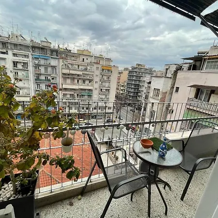 Luxury Apartment In City Center Thessaloniki Exterior photo