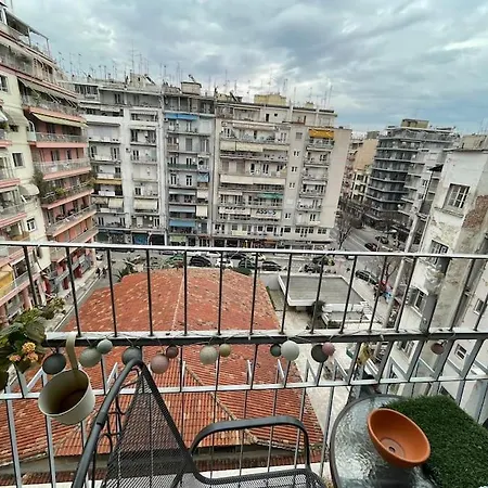 Luxury Apartment In City Center Thessaloniki Exterior photo
